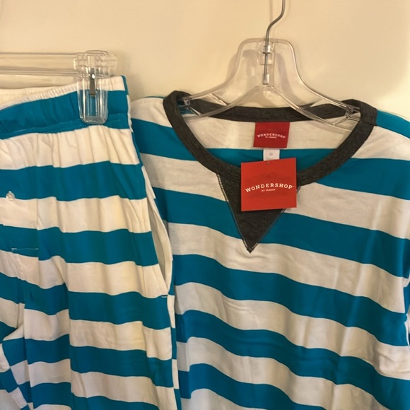 2 identical pairs of size medium 100% cotton brand new pajama sets - Picture 5 of 5